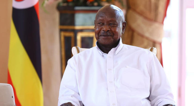 Ouganda : Yoweri Museveni accorde sa grâce à 19 opposants politiques