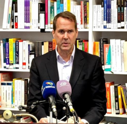 Transition en Guinée : l’Ambassadeur des États-Unis appelle à des élections libres et équitables