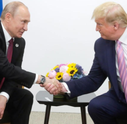 Trump envoie un message clair à Poutine après sa victoire présidentielle