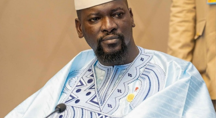 Décrets : le général Mamadi Doumbouya nomme d’anciens ministres au CNSP, à la SONAP et à l'EDG
