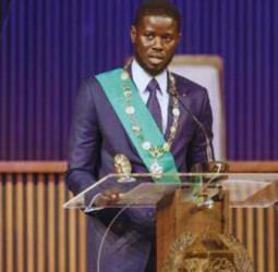 Sénégal : Le Président Bassirou Diomaye Faye dissout l’Assemblée nationale et fixe les élections législatives au 17 novembre 2024