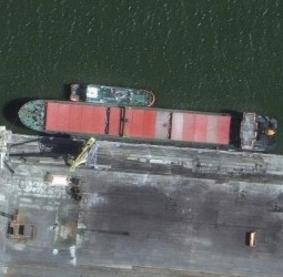 Un navire russe suspecté de livrer des missiles balistiques iraniens aperçu dans un port de la mer Caspienne