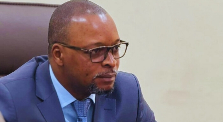 MEHH : Le Ministre Aboubacar Camara échange avec la mission d’évaluation du Projet Eau et Assainissement