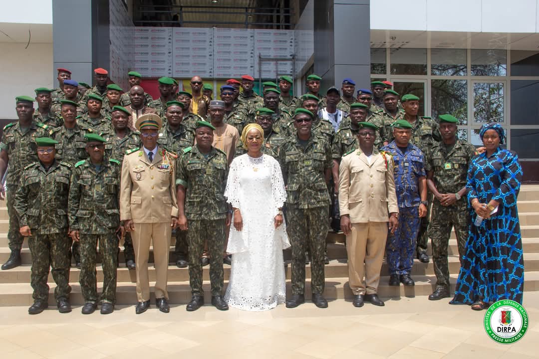 Armée: Installation officielle des promus