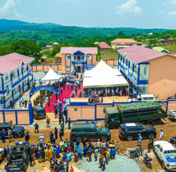 INAUGURATION DE LA CASERNE DE LA CMIS Nº10 À MAMOU : UN ENGAGEMENT TENU PAR LE GÉNÉRAL BACHIR DIALLO