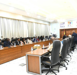 Stage d’immersion : les étudiants de l’Université de Sonfonia accueillis au CNT