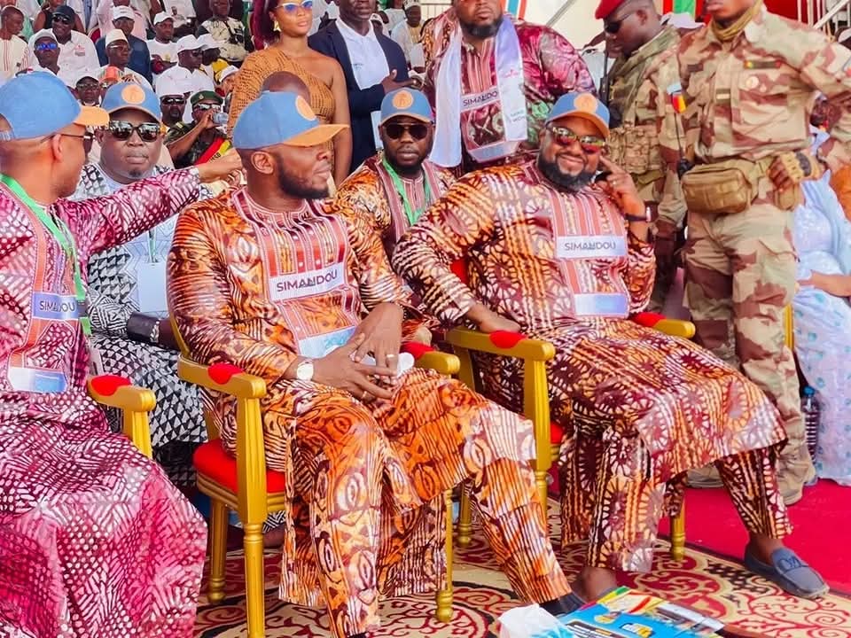 Général Amara:« C'est dans l'union que nous relèverons les défis de notre nation.»