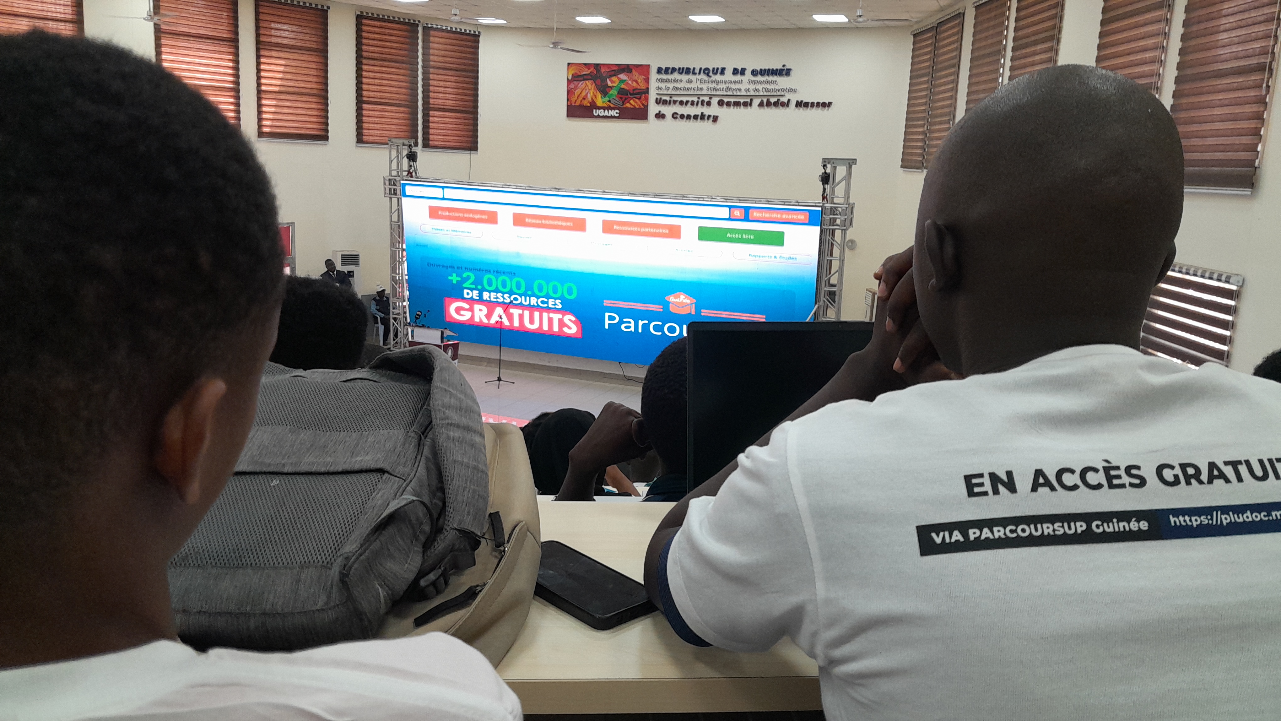 Lancement de PLUDOC : Une Innovation Majeure pour l’Éducation et la Recherche en Guinée