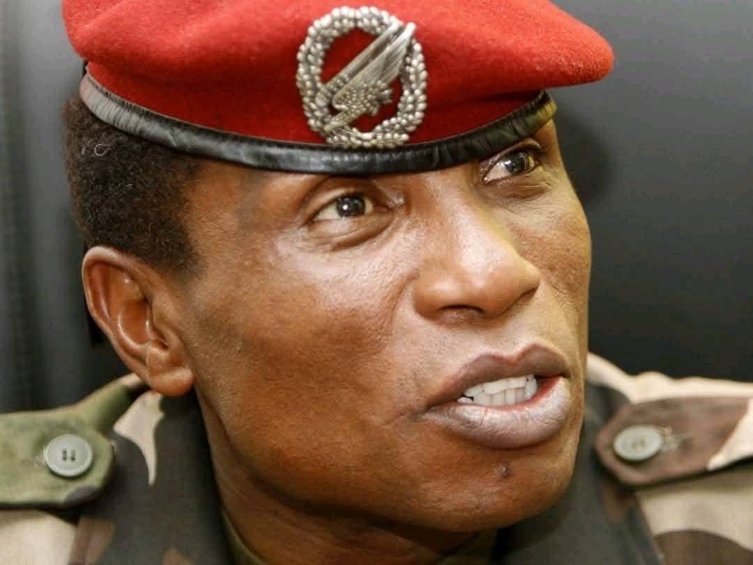 Guinée : Le Général Mamadi Doumbouya accorde une grâce présidentielle à Moussa Dadis Camara