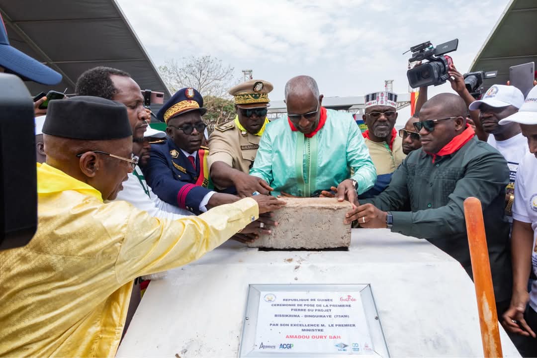 Lancement des travaux de réhabilitation et de bitumage du tronçon Bissikirima (Dabola) – Dinguiraye