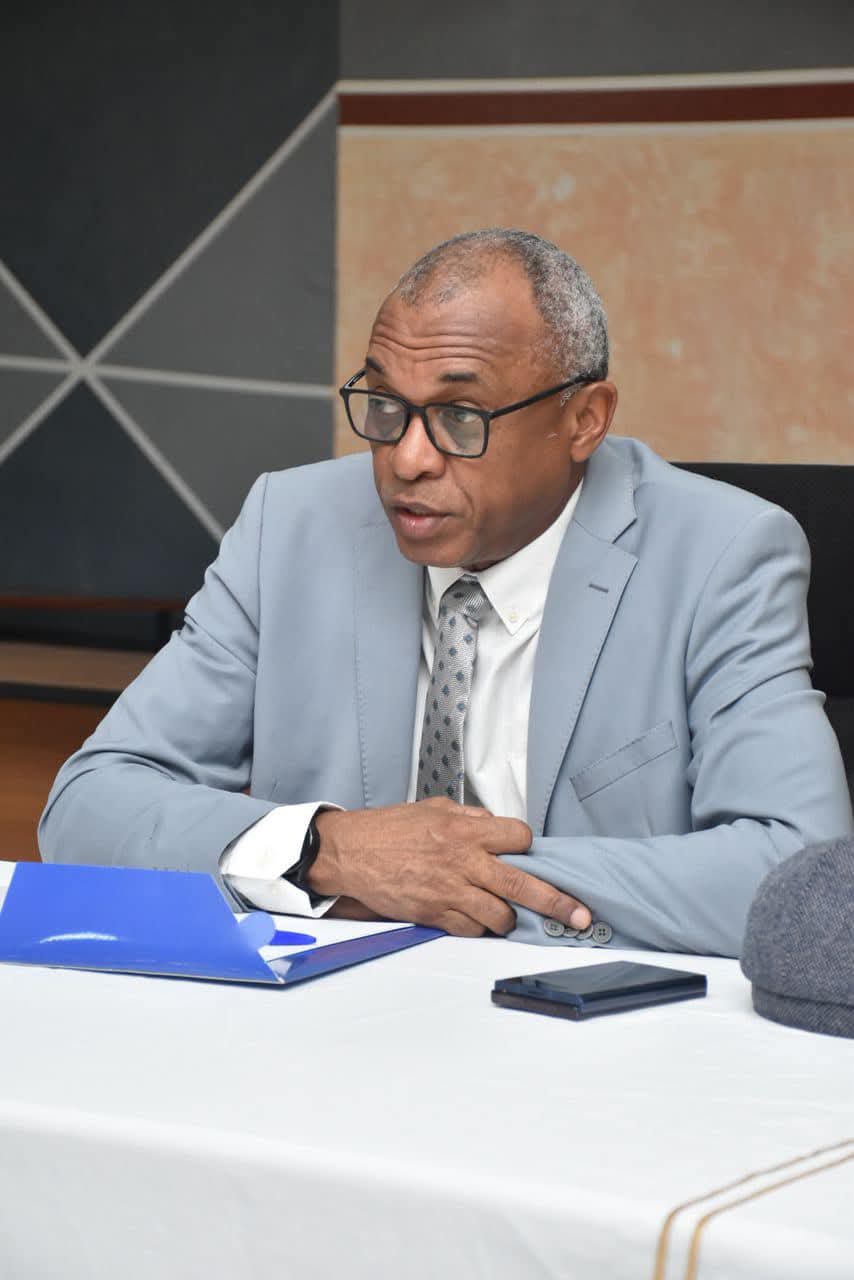 Enseignants et syndicats : l’heure est à la confiance, pas à la confrontation !( Communiqué)